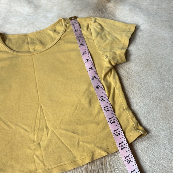 BRANDY MELVILLE Mustard Yellow Baby Tee / Crop T-shirt - Picture 5 of 5